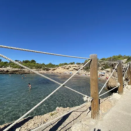 Martina 4 Bedroom With Air Conditioning & Private Swimming Pool Ideal For Families