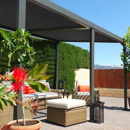 Martina 4 Bedroom With Air Conditioning & Private Swimming Pool Ideal For Families *