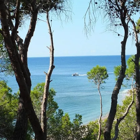 Martina 4 Bedroom With Air Conditioning & Private Swimming Pool Ideal For Families L'Ametlla de Mar