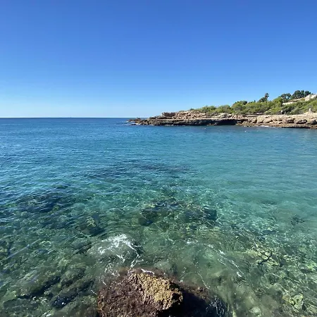 Martina 4 Bedroom With Air Conditioning & Private Swimming Pool Ideal For Families *