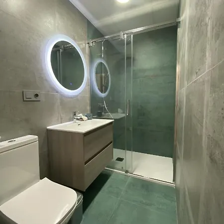 Martina 4 Bedroom With Air Conditioning & Private Swimming Pool Ideal For Families